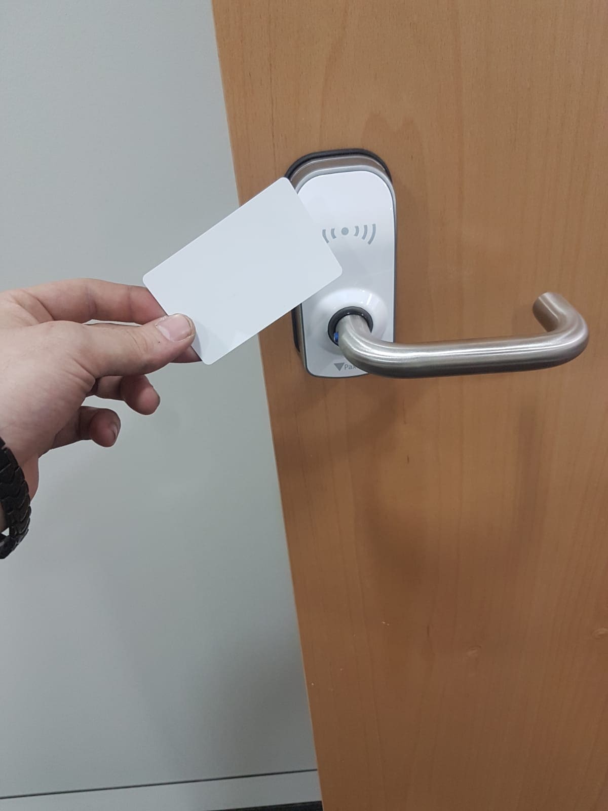 Global access control reader market expanding