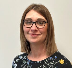 Leanne Cropped
